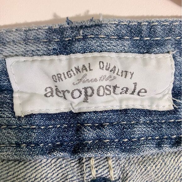 Aeropostale Cropped Jeans Women Size 7/8 Medium Wash Lightly Distressed - Picture 6 of 7